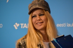 Jana Hallas esindas Merilin Mälki