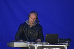 Liisi Koikson Poolamäe pargis