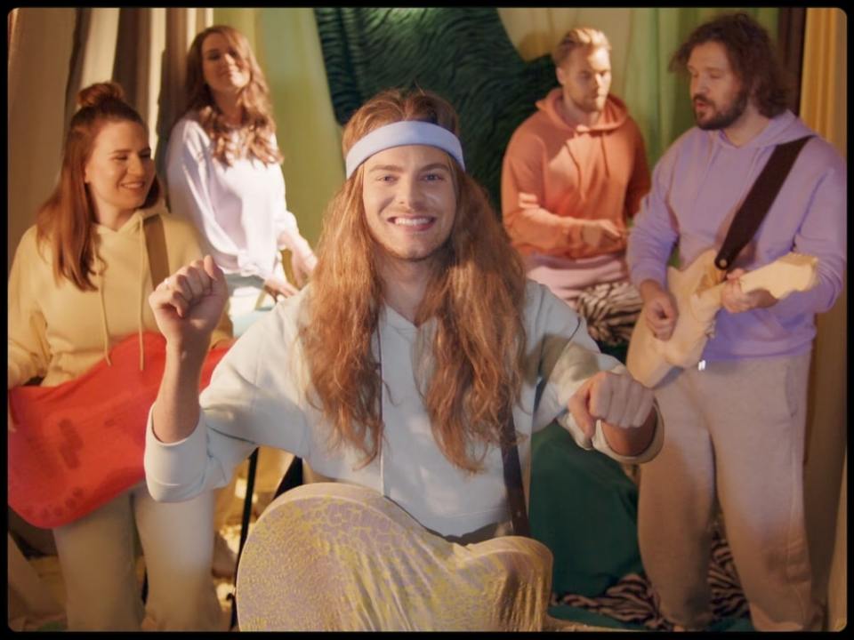 RAADIO 2-S MÄNGITI APRILLIS EESTI LUGUDEST KÕIGE USINAMALT DANIEL LEVI SINGLIT “JASMINE”