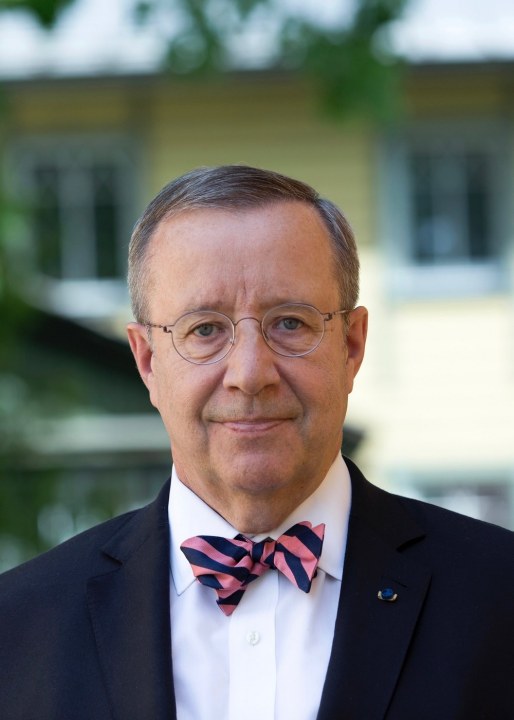 TOOMAS HENDRIK ILVES ESINEB OKTOOBRIS TALLINN MUSIC WEEKI RAHVUSVAHELISEL KONVERENTSIL ETTEKANDEGA LAULVA REVOLUTSIOONI ROLLIST EESTI TAASISESEISVUMISES