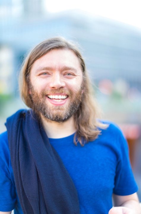D3 AVAB ESMAKORDSELT TELLISKIVIS UKSED NING TOOB EESTISSE HOUSE’I JA TEHNO SKEENE LEGENDI GERD JANSONI