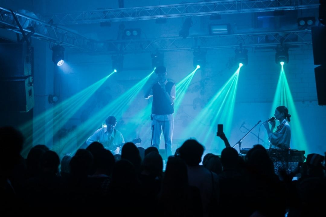 EIK AVALDAS ALBUMI JAGU INSTRUMENTAALPALASID NING KUTSUB ESITLUSKONTSERDILE