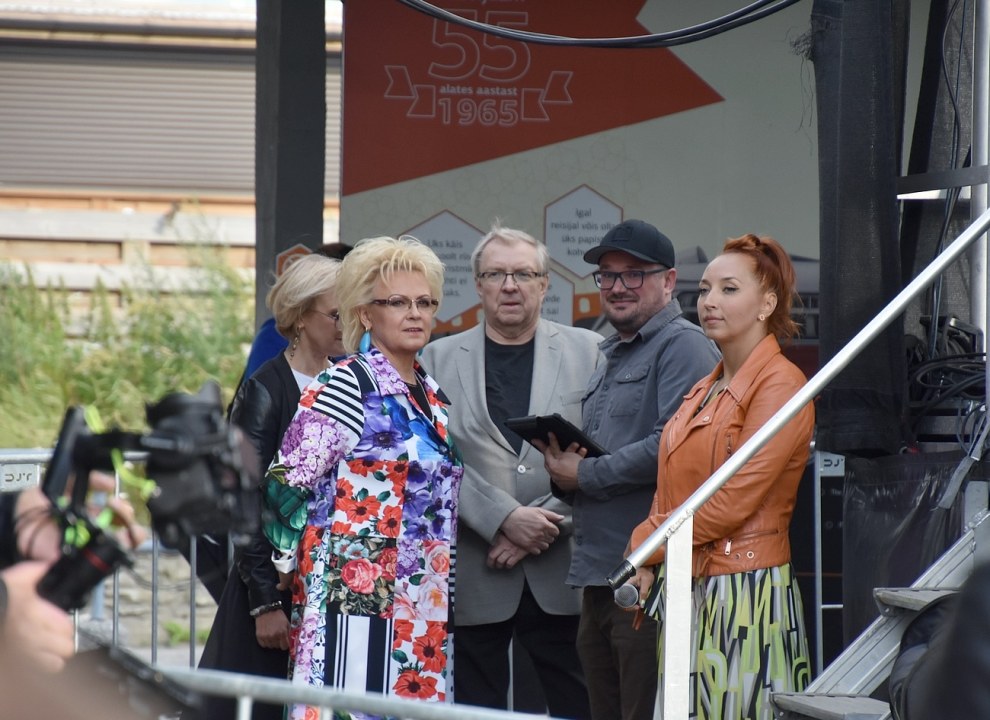 📸 GALERII | T GRUPP TÄHISTAS 30. SÜNNIPÄEVA. VAATA FOTOSID ANNE VESKI JA TANJA ESINEMISTEST!