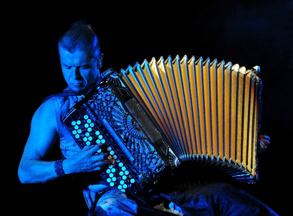 STATION NARVA FESTIVALIL ESINEB SOOME AKORDIONIVIRTUOOS KIMMO POHJONEN