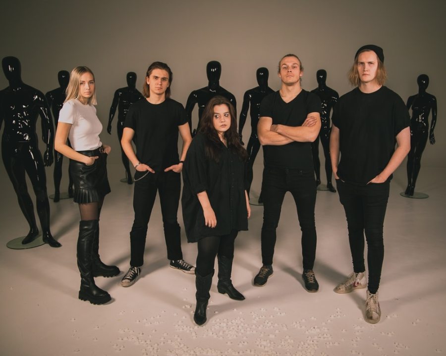 AASTA MAGUSAIM UUSTULNUK: POP-ROKK BÄND 5TUNGUN AVALDAS DEBÜÜTSINGLI “SACCHARINE HEART”!