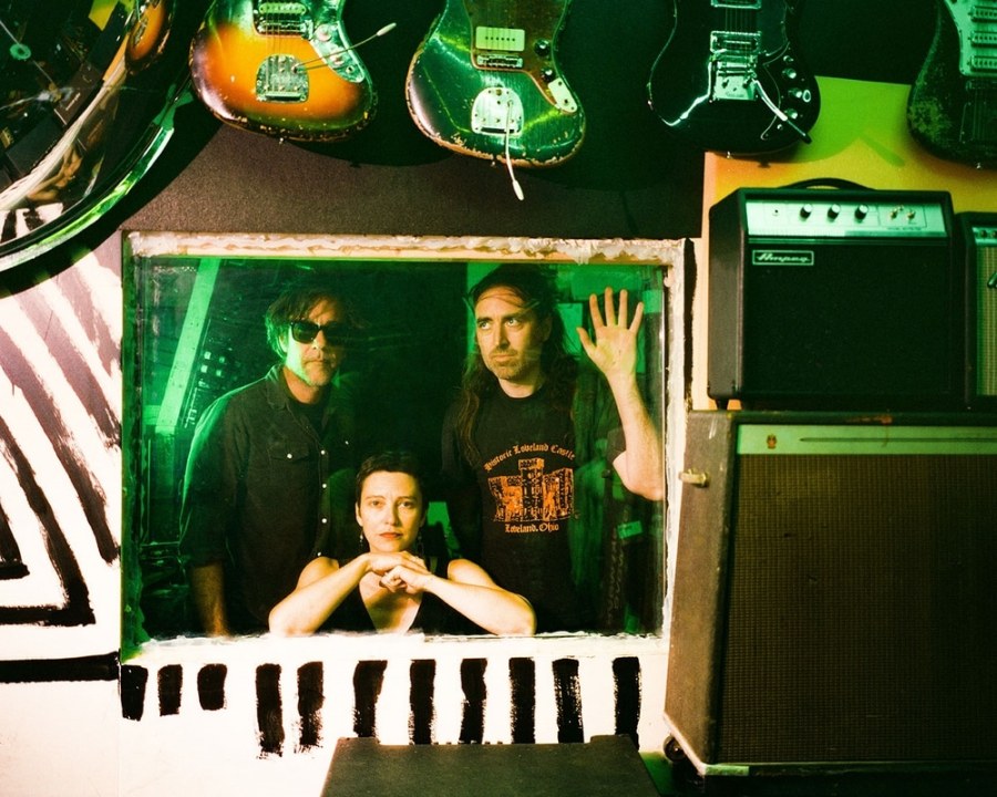 NEW YORGI BÄND A PLACE TO BURY STRANGERS NAASEB TALLINNA