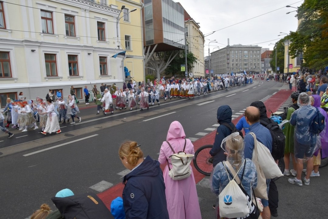 LÕPEB KOLLEKTIIVIDE REGISTREERIMINE 2025. AASTA LAULU- JA TANTSUPEOLE