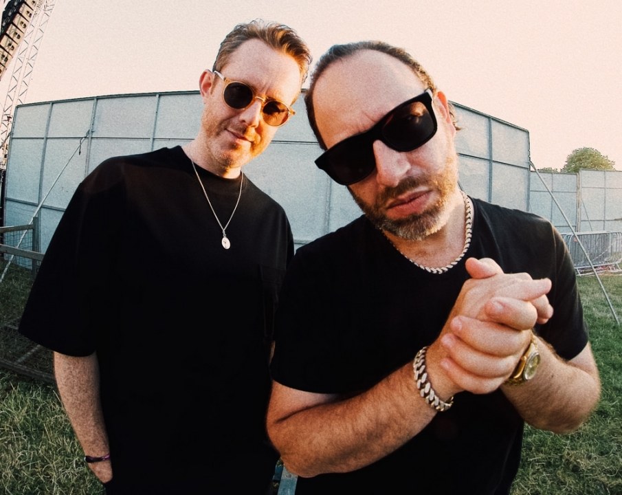 CHASE & STATUS TULEB TALLINNASSE GRINDI SÜNNIPÄEVA TÄHISTAMA