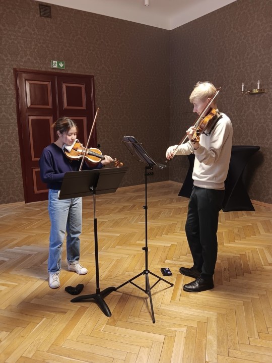 “CLASSIC FM’S RISING STARS 2024” MAAILMA PARIMATE NOORTE MUUSIKUTE HULKA VALITUD HANA CHANG ESINEB TALLINNAS