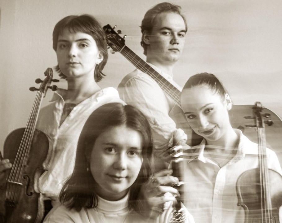PÄRIMUSBÄND EHALE ANDIS VÄLJA OMANIMELISE ALBUMI
