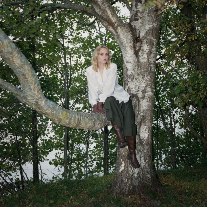 ALONETTE ANDIS VÄLJA DEBÜÜTALBUMI “COMPASS”