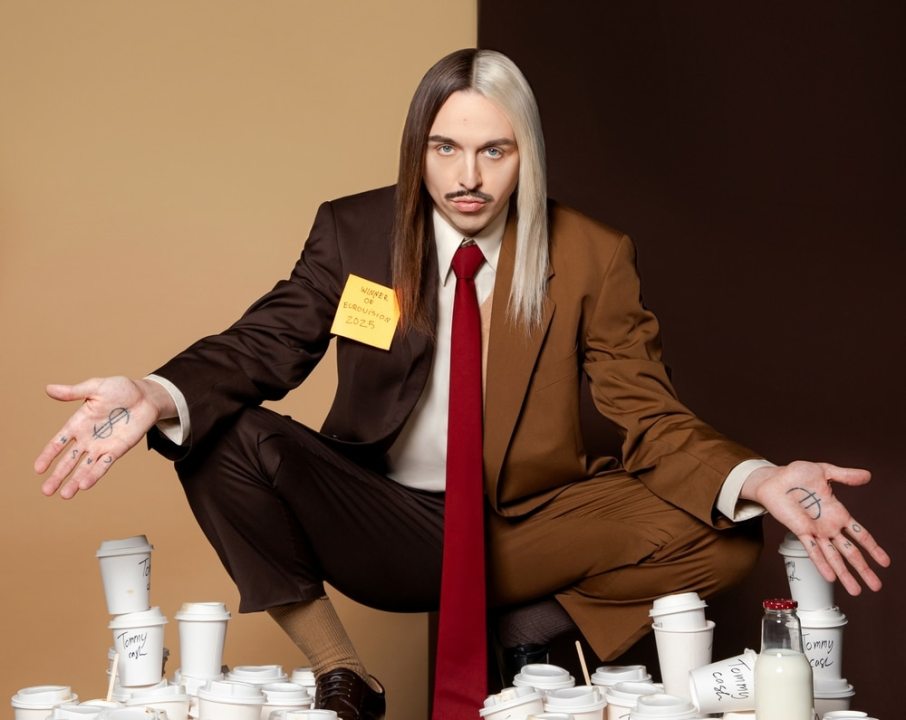 EESTI RAADIOTE TOP 10 |  ESINUMBRINA JÄTKAB LADY GAGA SINGEL “ABRACADABRA”, MEIE EUROLAUL “ESPRESSO MACCHIATO” LANGES KOLMANDAKS