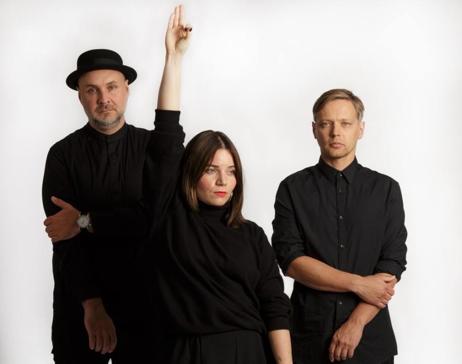 SIBYL VANE’I UUS ALBUM “VORTEX” RÄÄGIB SELLEST, KUIDAS MITTE JÄÄDA KINNI MAAILMA, KUS KÕIK JUSTKUI TOIMIB, AGA EDASI EI VII