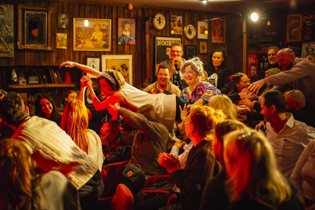 EESTI KULTUURIJUHID JA FESTIVALIKORRALDAJAD SUUNDUVAD EDINBURGH FRINGE’ILE KOGEMUSI HANKIMA