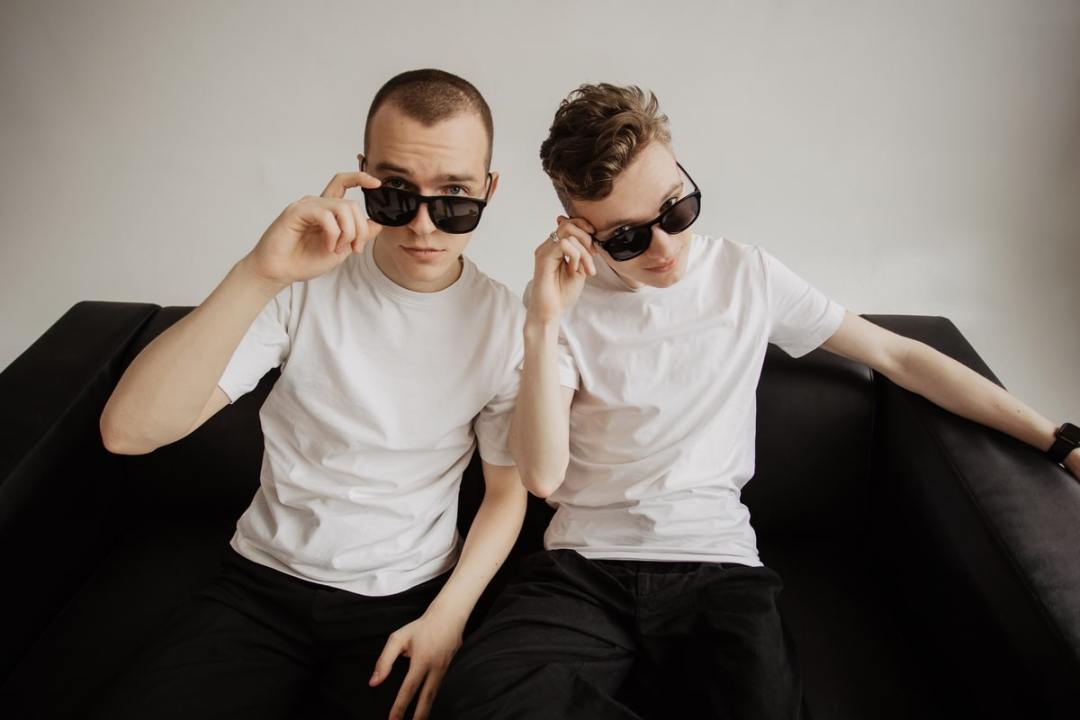 KONKURSIVÕIDUST SÜNDINUD JAZZDUO SOME TIMES AVALDAS DEBÜÜTALBUMI “ODDLY EVEN”